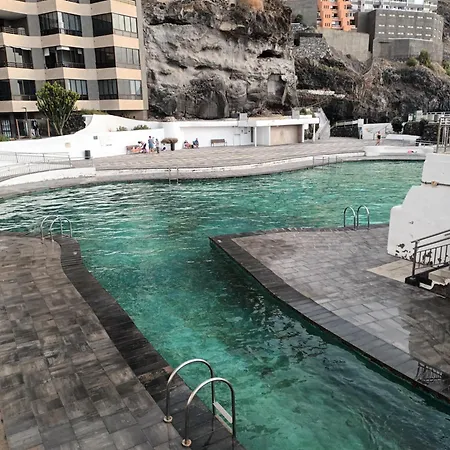 Modern Open-plan With Terrace And Sea View