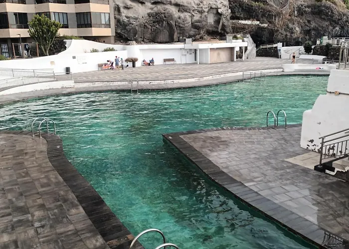 Modern Open-plan With Terrace And Sea View