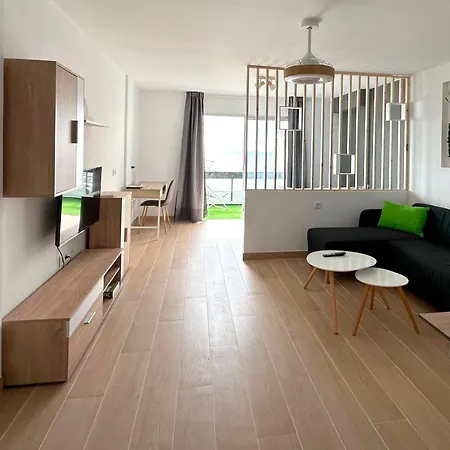 Modern Open-plan With Terrace And Sea View Tabaiba