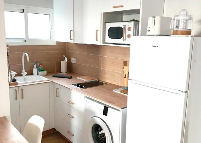 Modern Open-plan With Terrace And Sea View Διαμέρισμα *