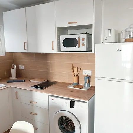 Modern Open-plan With Terrace And Sea View דירה Tabaiba